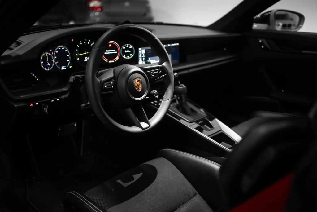 Interni Porsche GT3 992